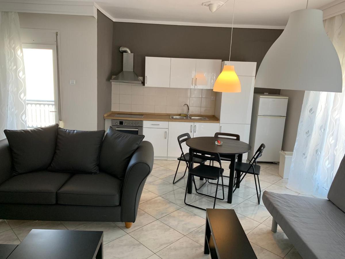 Apartment 30M From The Sea Thessaloniki Buitenkant foto